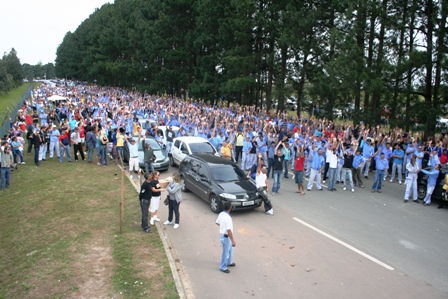 Trabalhadores rejeitam nova proposta da Volks e continuam em greve